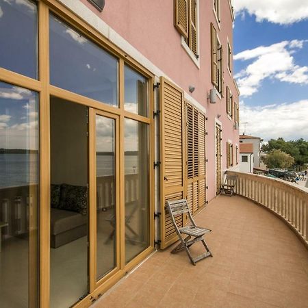 Rotonda Inn Novigrad Novigrad  Exterior photo